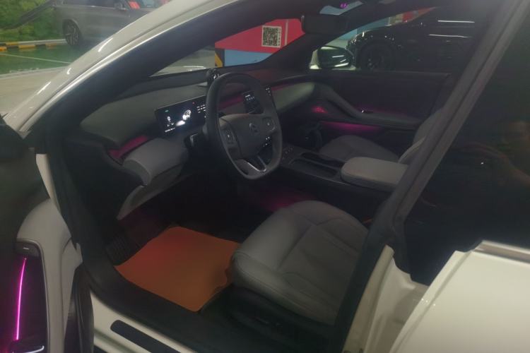 Used Nio ET5T 2023 75 kWh Touring Left Front Seat