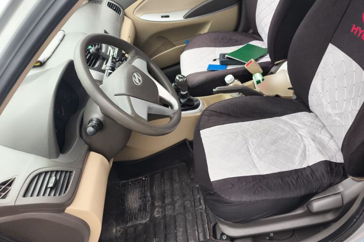 Used Hyundai Verna (older generation) 2010 Sedan 1.4L Manual Comfort GS
