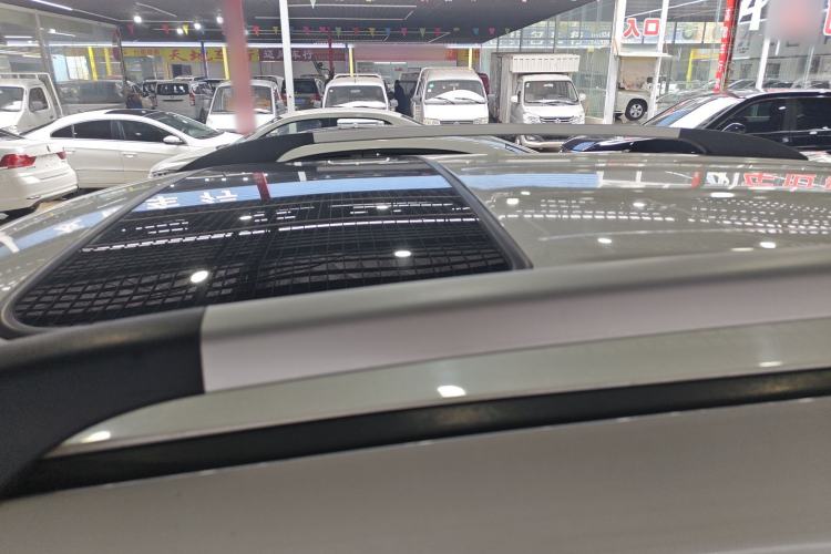 Used CHANGAN CS35 2015 1.6L Automatic Luxury Model China V Standard
