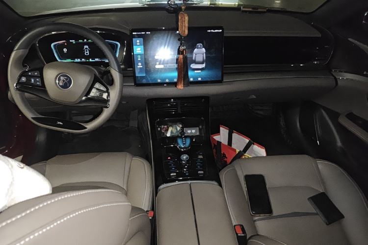 Used BYD Han 2020 DM Four-Wheel Drive Performance Edition Luxury Model
