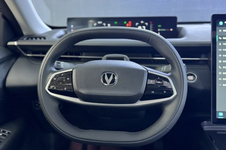 Used Changan Eado DD 2023 Blue Whale NE 1.5T GDI DCT Navigation Model