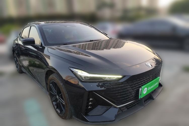 Used Changan UNI-V iDD 2023 ZhiDian iDD 1.5T 113km ZhiKu Model