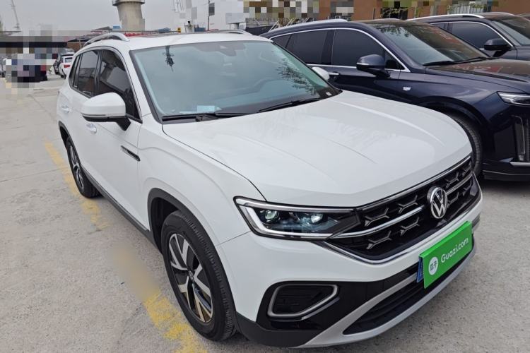 Used Volkswagen Tayron 2024 300TSI Two-Wheel-Drive Luxury Plus Advanced Version Front Right 45 Deg