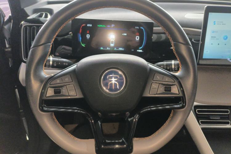 Used BYD Song Pro New Energy 2023 Champion Edition DM-i 71KM Navigation Model Steering Wheel