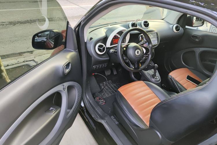 Used smart fortwo 2018 1.0L 52kW Hardtop Dynamic Version China V