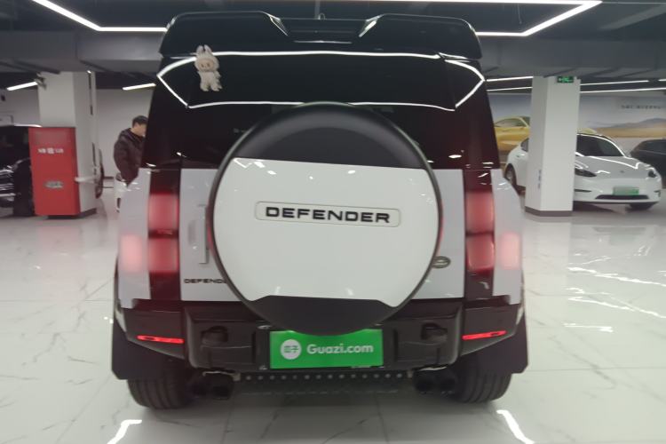 Used Land Rover Defender 2022 90 2.0T P300 Tiger-Power Ambition Edition
