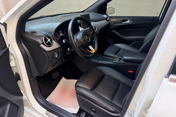 Used Mercedes-Benz B-Class 2016 B 200 Exclusive Edition