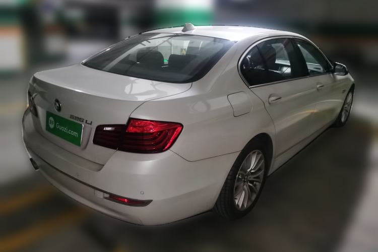 Used BMW 5 Series 2014 525Li Luxury Design Package Rear Right 45 Deg