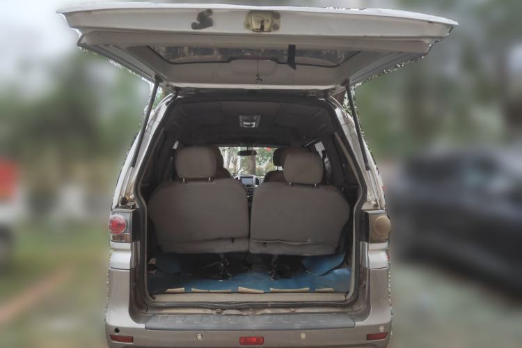 Used FORTHING Lingzhi 2015 M3 1.6L 7-Seater Luxury Model
