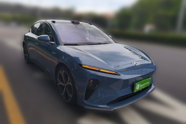 Used Nio ET5 2022 75 kWh Front Right 45 Deg