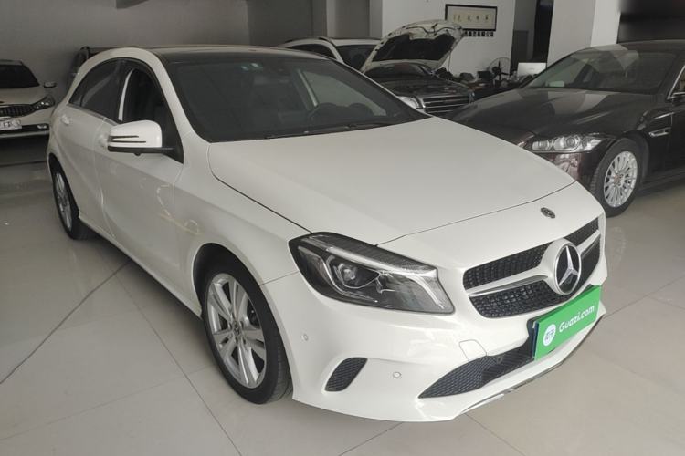 Used Mercedes-Benz A-Class 2018 A 200 Dynamic Edition Front Right 45 Deg