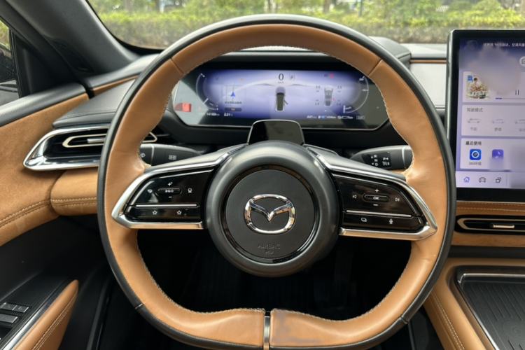 Used Mazda EZ-6 2024 Range-Extended 200 Luxury Edition