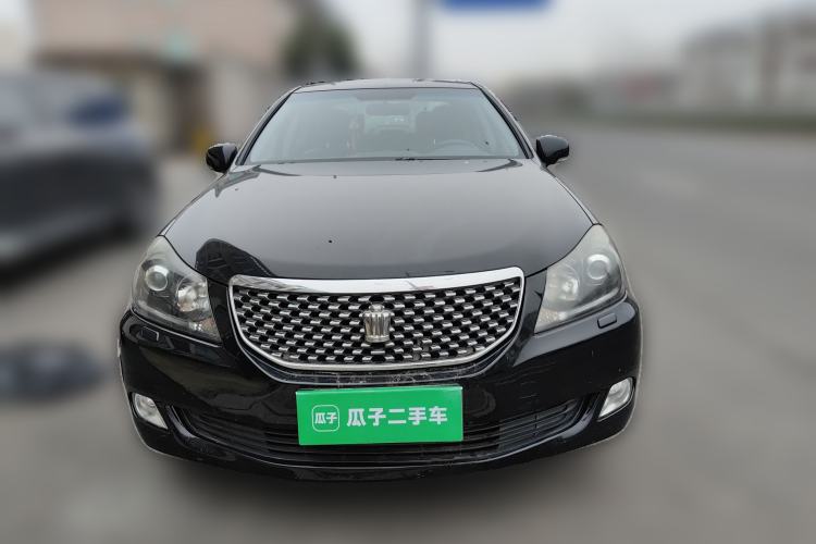 Used Toyota Crown 2012 2.5L Royal Saloon Deluxe Edition Front