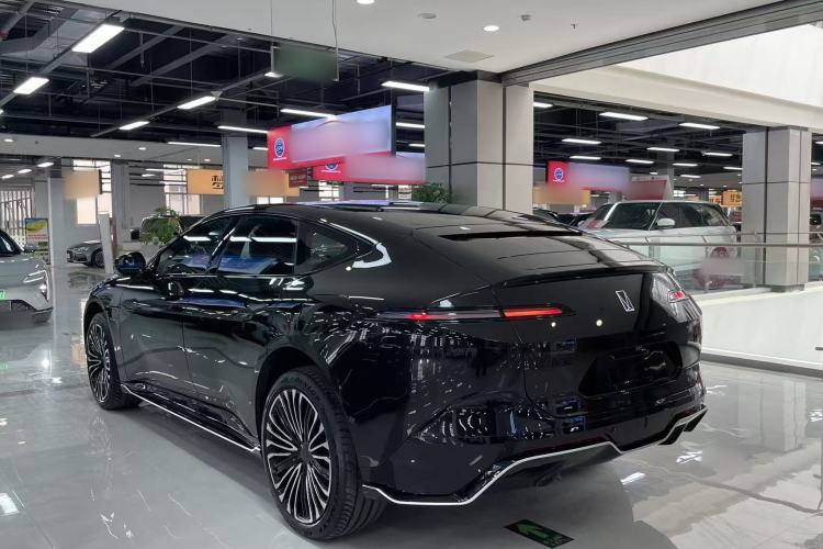 Used Avatr 12 2026 Ultra Pure-Electric All-Wheel-Drive Version Exterior 5