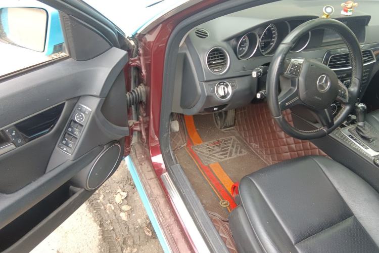 Used Mercedes-Benz C-Class 2013 C 180 Classic Grand Edition
