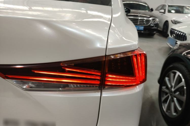 Used Lexus IS 2017 300 FENGSHANG Edition