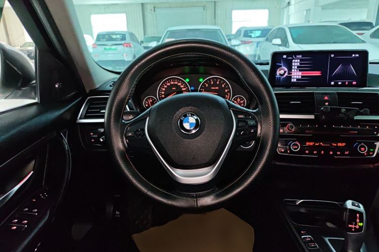 Used BMW 3 Series 2017 320Li Fashion Model
