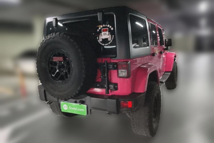 Used Jeep Wrangler 2014 3.0L Sahara Four-Door Edition Rear Right 45 Deg