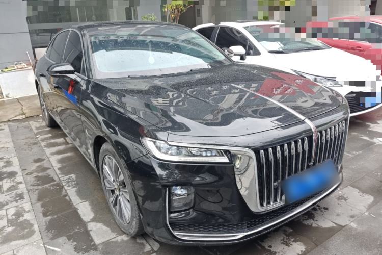 Used Hongqi H9 2022 2.0T Smart Connect Flagship Edition Front Right 45 Deg