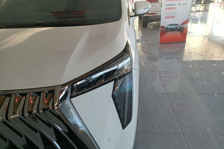 Used GAC Trumpchi M8 2025 Zongshi Series Super Hybrid Edition
