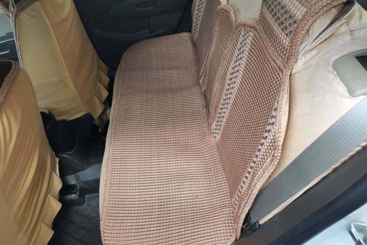 Used Chevrolet Aveo Sonic 2014 Sedan 1.4 SL MT Comfort Edition Left Rear Seat