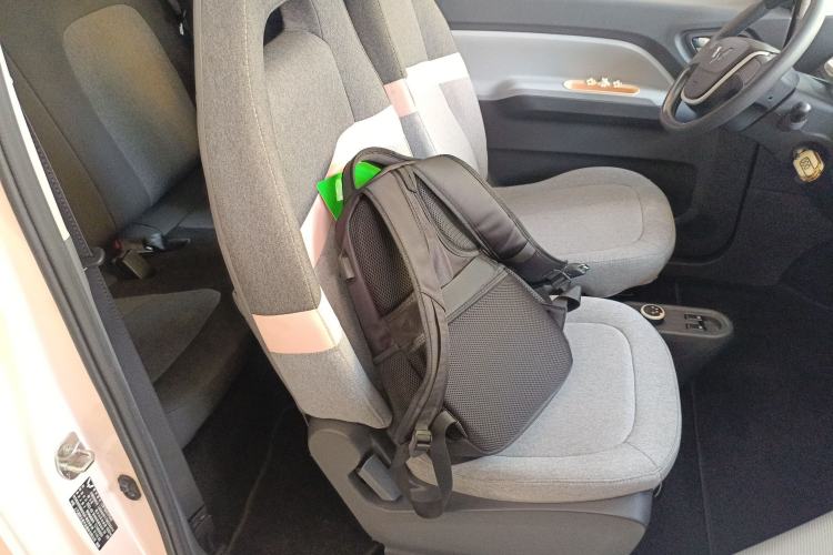 Used Wuling Hongguang MINIEV 2022 Macaron Premium Model – Lithium Ternary Battery
