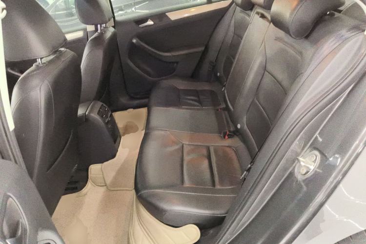 Used Volkswagen Sagitar 2014 Revised Version 1.6L Automatic Comfort Edition