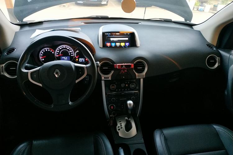 Used Renault Koleos 2014 Revised Version 2.0L Two-Wheel Drive Fashion Edition
