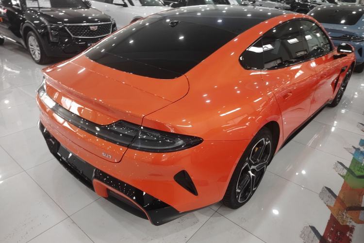 Used Xiaomi Auto SU7 2024 Rear-Drive Long-Range Intelligent Driving Version