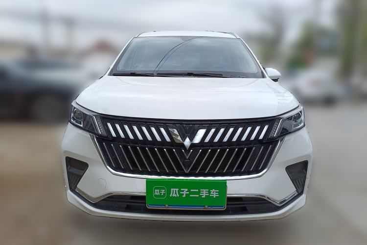 Used Wuling Jiachen 2022 1.5L Manual Light Comfort Edition Front