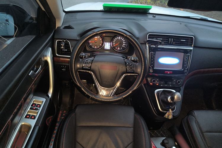 Used Haval H6 2013 Sports Edition 1.5T Manual Two-Wheel Drive Elite Model
