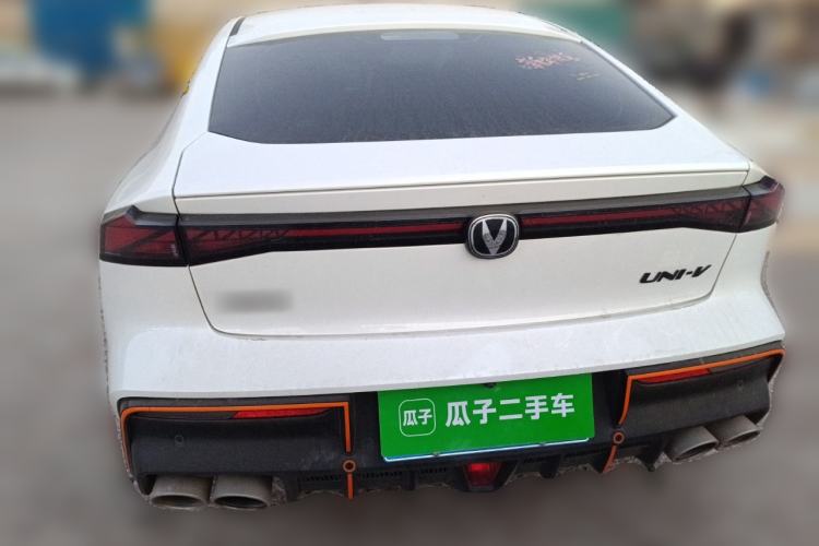 Used CHANGAN UNI-V 2023 2.0T Leading-Speed Edition
