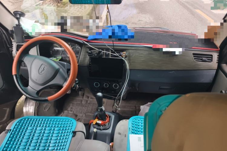 Used Jinbei Hiace X30 2020 1.5L Super-Comfortable Version China VI Standard SWC15M Center Console