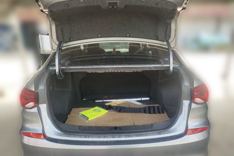 Used Chevrolet Monza 2019 Redline 320T Dual-Clutch Sporty Version China VI Standard
