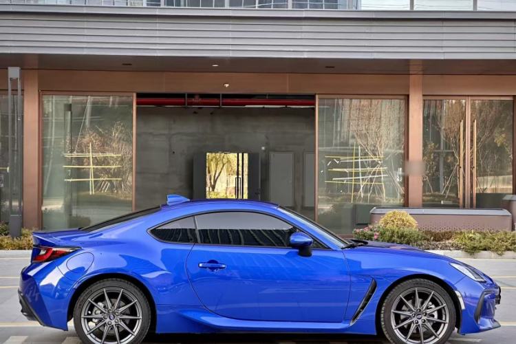 Used Subaru BRZ 2022 2.4L Manual Version
