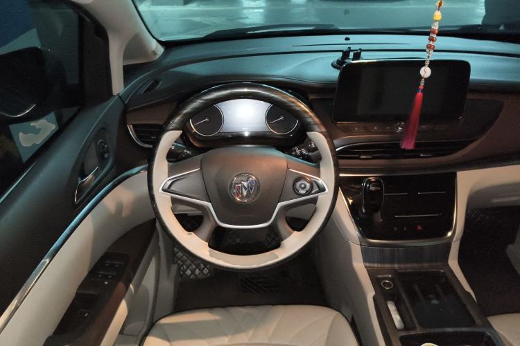 Used Buick GL8 2023 Land Executive Class Comfort Model
