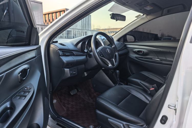 Used Toyota YARiS L Zhi Xuan 2022 X-Trail 1.5L CVT Leading PLUS Edition
