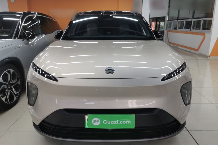 Used Nio ES8 2023 75 kWh Front
