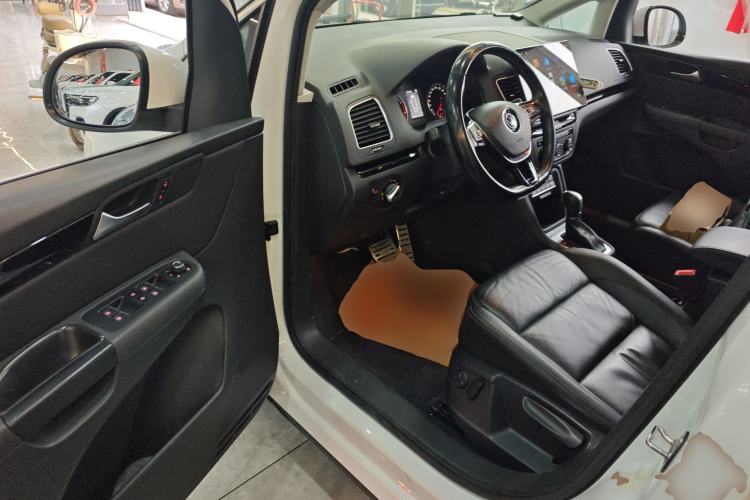 Used Volkswagen Sharan 2018 380TSI Luxury 7-Seater
