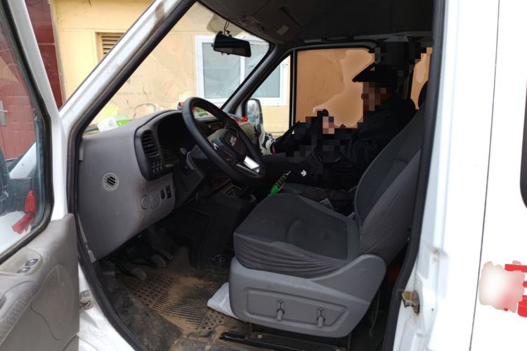 Used JMC Transit 2017 2.8T Commercial Version Short Wheelbase Mid-Roof 6/7/8-Seater JX493