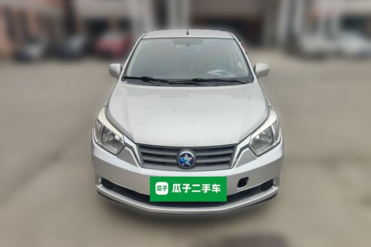 Used Venucia R50 2013 1.6L Manual Fashion Edition Front