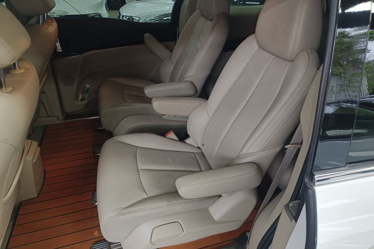 Used Buick GL8 2018 28T Luxury Model China VI Standard
