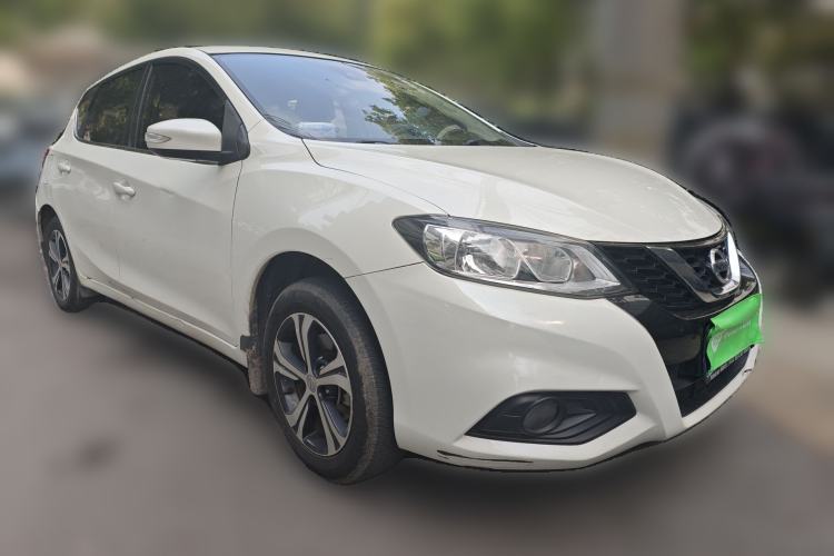 Used Nissan Tiida 2016 1.6L CVT Cool Dynamic Edition