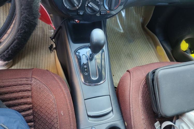 Used Nissan Tiida 2014 1.6L CVT Comfort Model