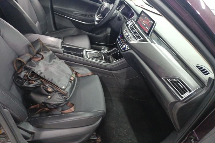 Used CHANGAN Ruicheng CC 2021 Blue Whale Edition 1.5T DCT Luxury Model Right Front Seat