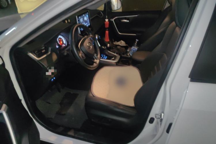 Used Toyota Wildlander 2021 2.0L CVT 4x4 Luxury Edition