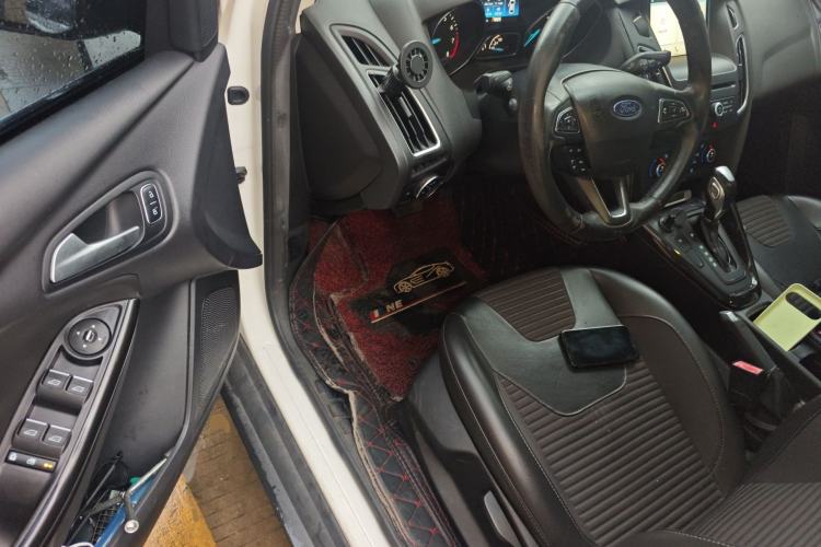 Used Ford Focus 2017 Sedan EcoBoost 180 Automatic Elite Model