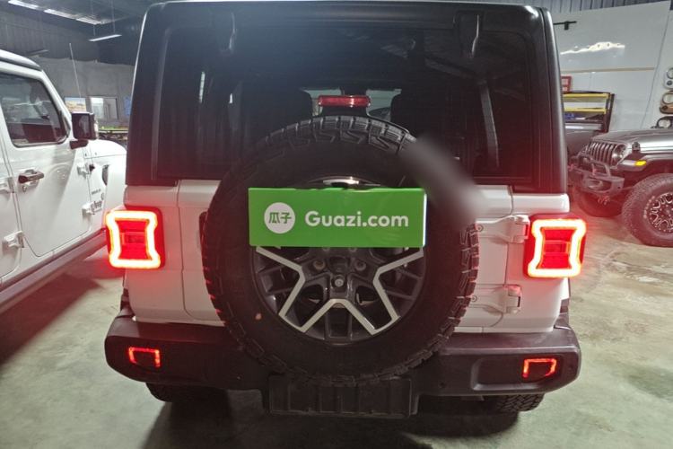 Used Jeep Wrangler 2024 2.0T Sahara Four-Door Edition
