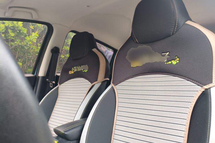 Used SOL E10X 2021 302 km Range Fashion Edition 31.4 kWh Left Front Seat