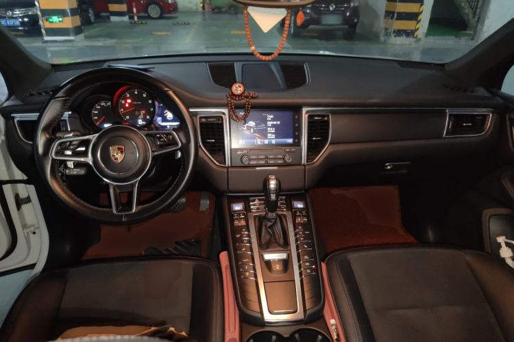 Used Porsche Macan 2017 Macan 2.0T Center Console